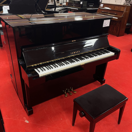 Yamaha U1 laqué noir