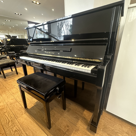 Yamaha U1A