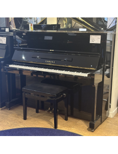 Yamaha U1 laqué noir